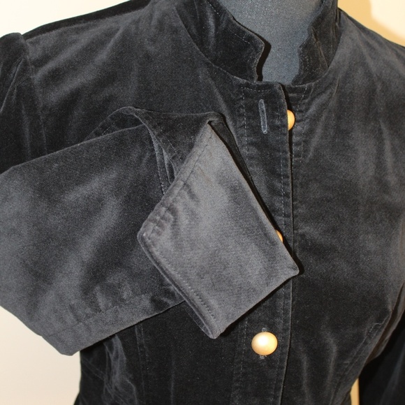 My Michelle Velvet Jacket with Gold Buttons - Picture 4 of 6